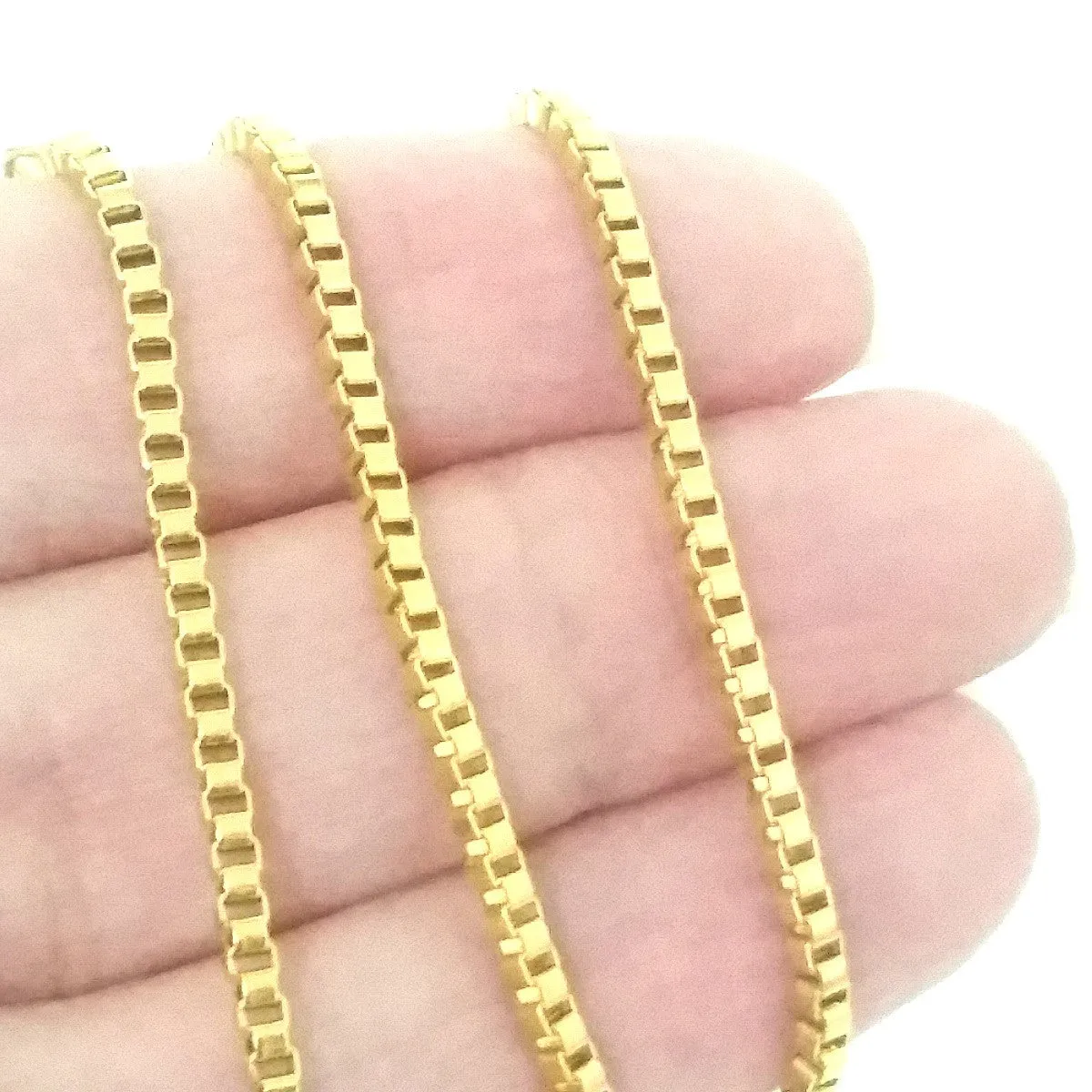 Gold Stainless Box Chain, 2mm Closed Links, 20 Meter Roll, #1953 G