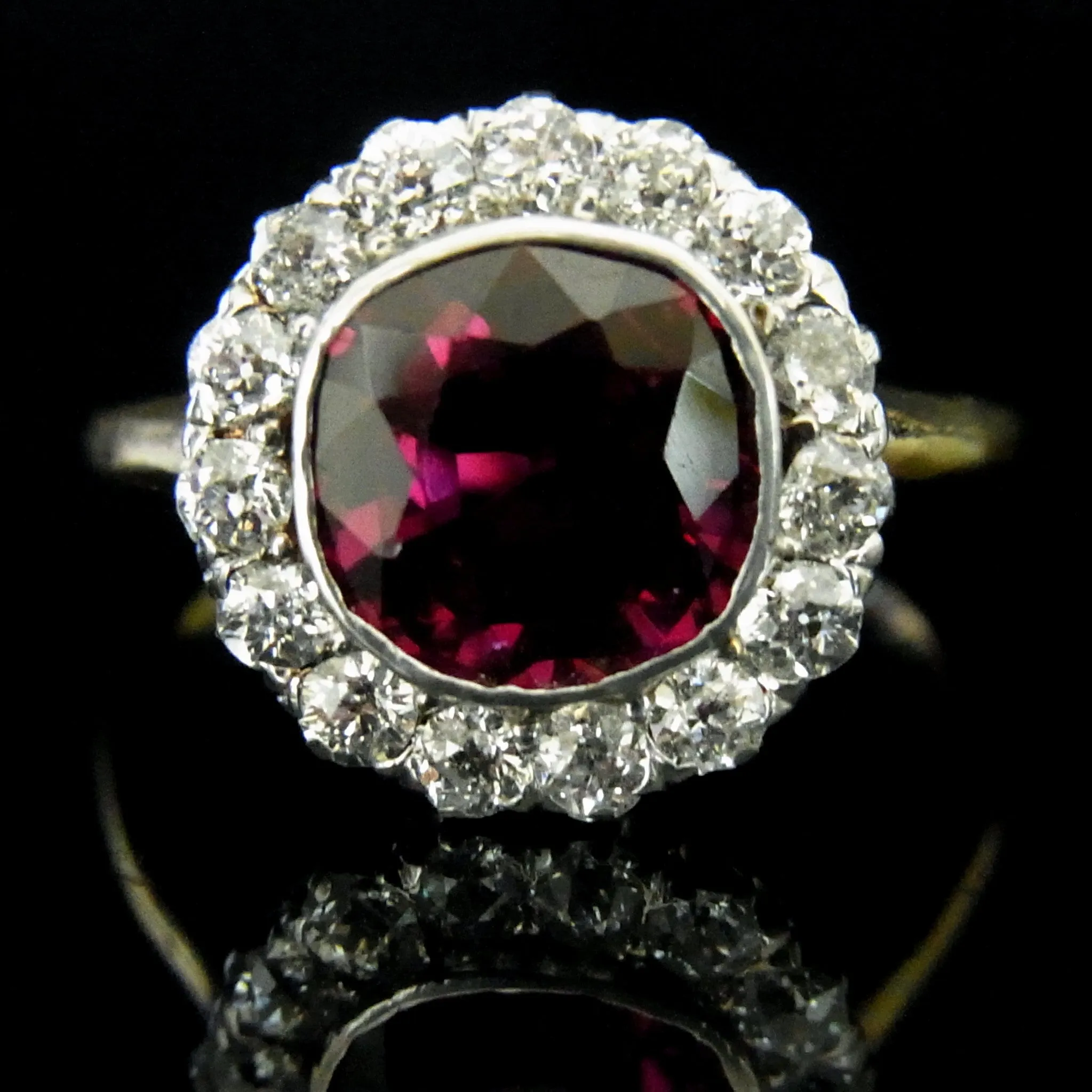 Gorgeous GIA Cert 3Ct Natural Ruby Old Euro Cut Diamond 18k Gold Ring Engagement