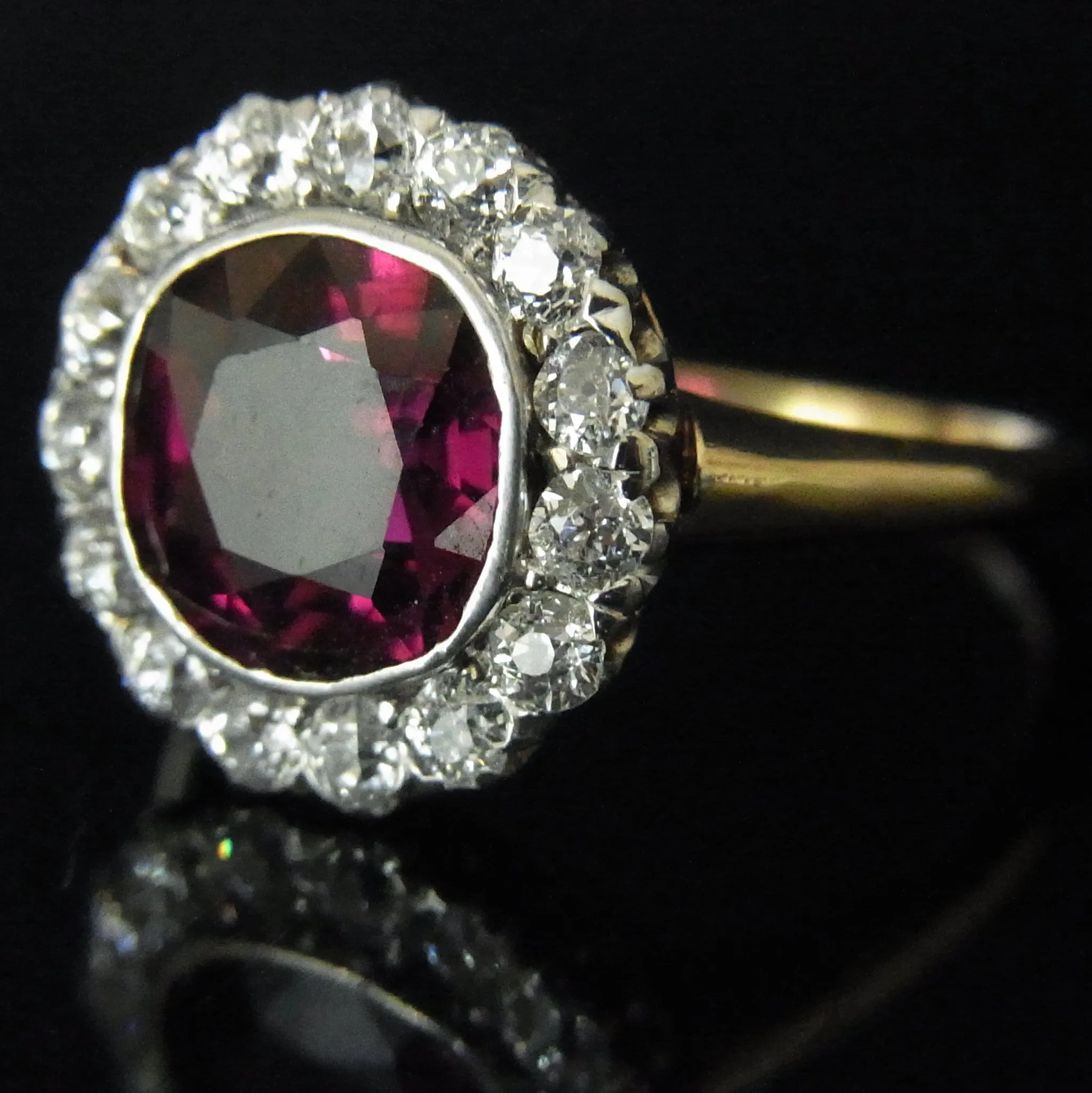 Gorgeous GIA Cert 3Ct Natural Ruby Old Euro Cut Diamond 18k Gold Ring Engagement