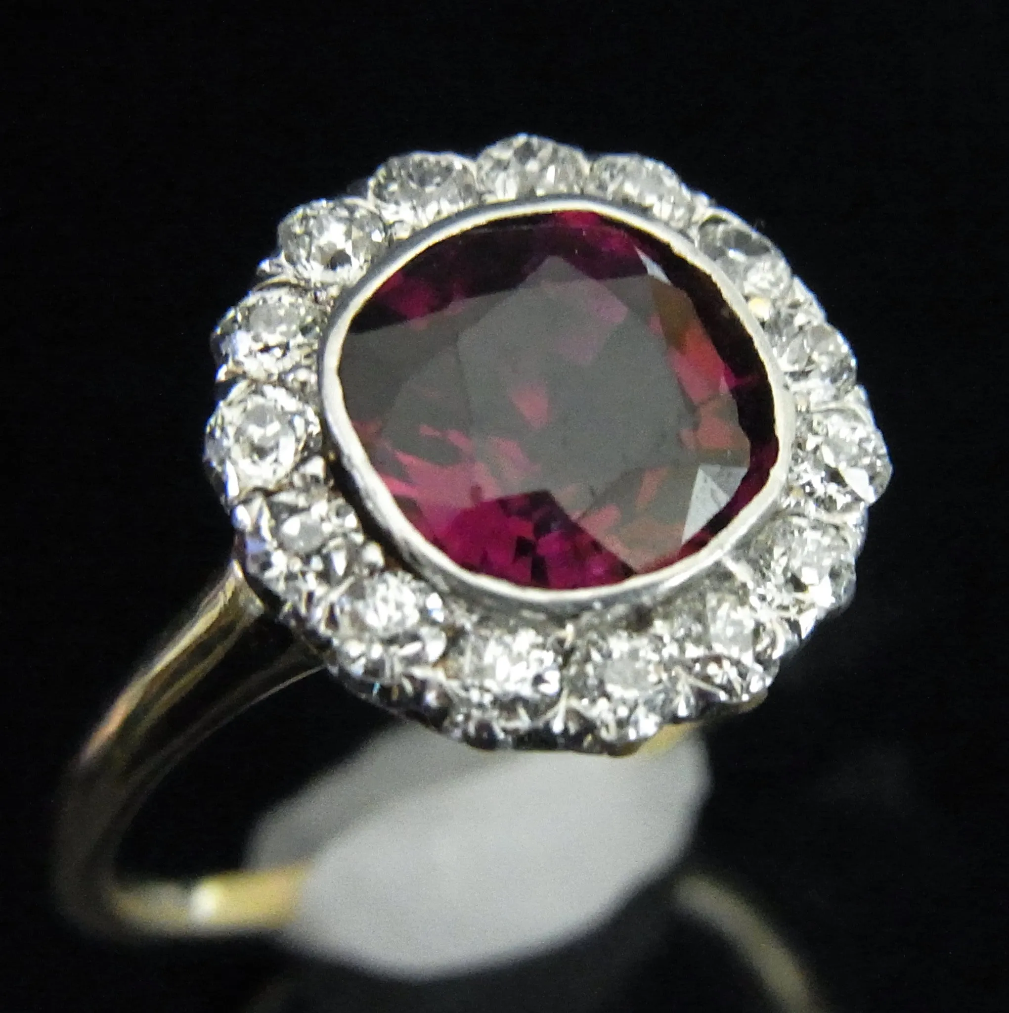 Gorgeous GIA Cert 3Ct Natural Ruby Old Euro Cut Diamond 18k Gold Ring Engagement