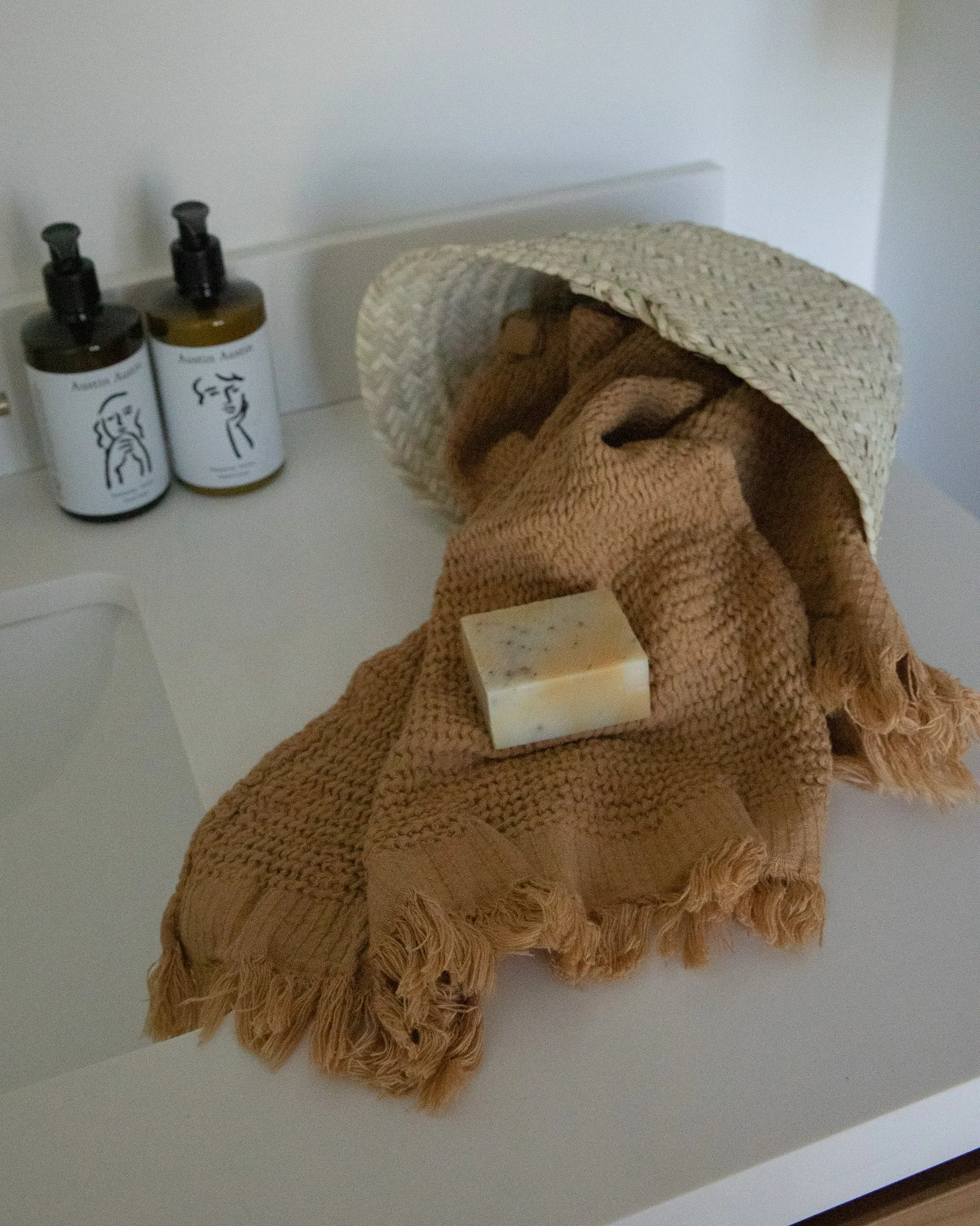 Latte Ella Hand Towel