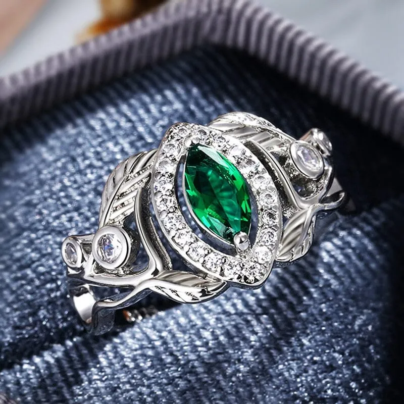 Novelty Classic Emerald Ring - 925 Sterling Silver