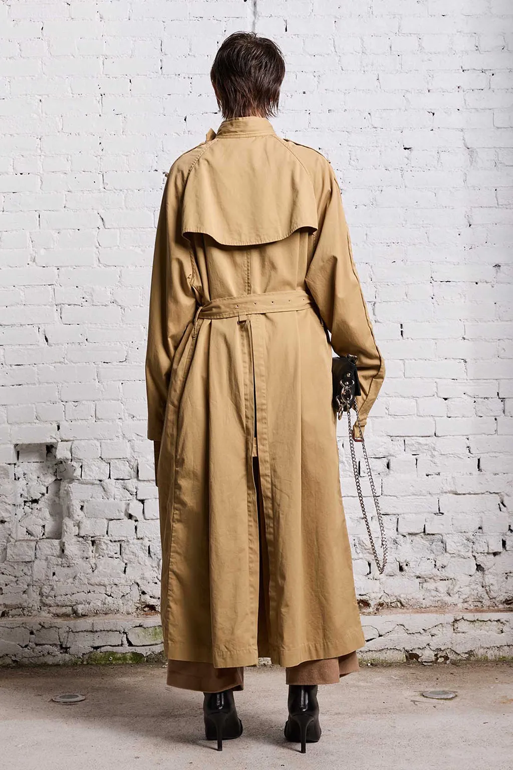 OVERSIZED DECONSTRUCTED TRENCH COAT