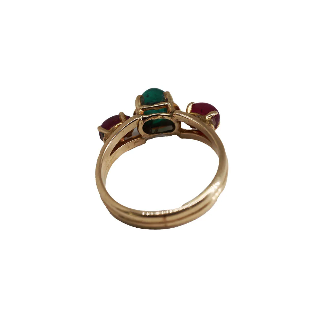 Vintage Emerald Sugarloaf and Ruby Cabochon Ring in 14 karat