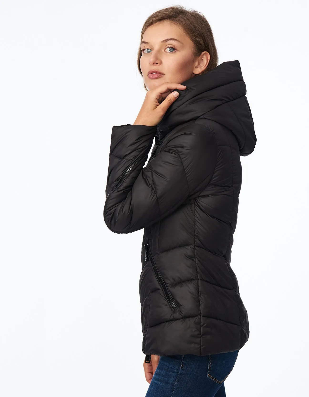 ZIP AROUND CHEVRON HOODED PUFFER