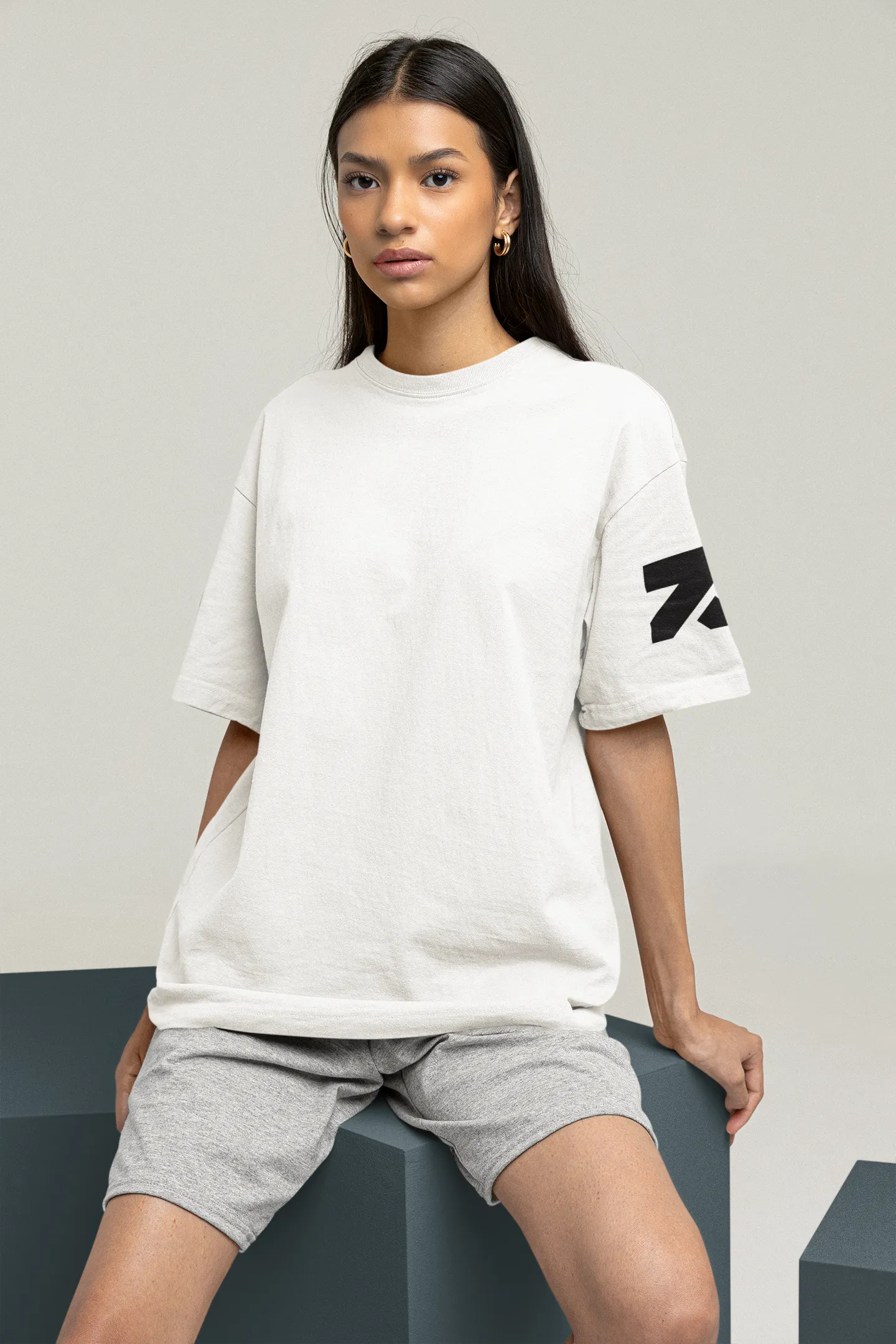 Zymrat Sleeve Printed Oversized Ribbed Neckline White Tshirt